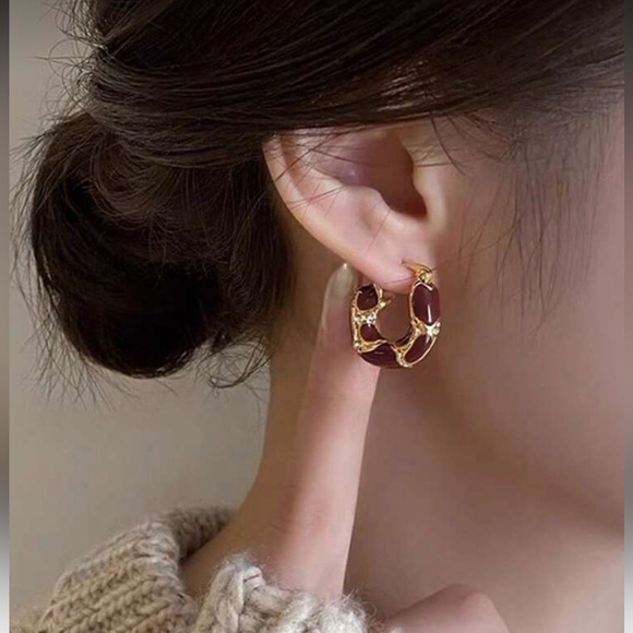 Zara Elegant Gold and Brown Hoop Earrings - Picture 2 of 4